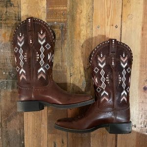 Ariat cowboy boots